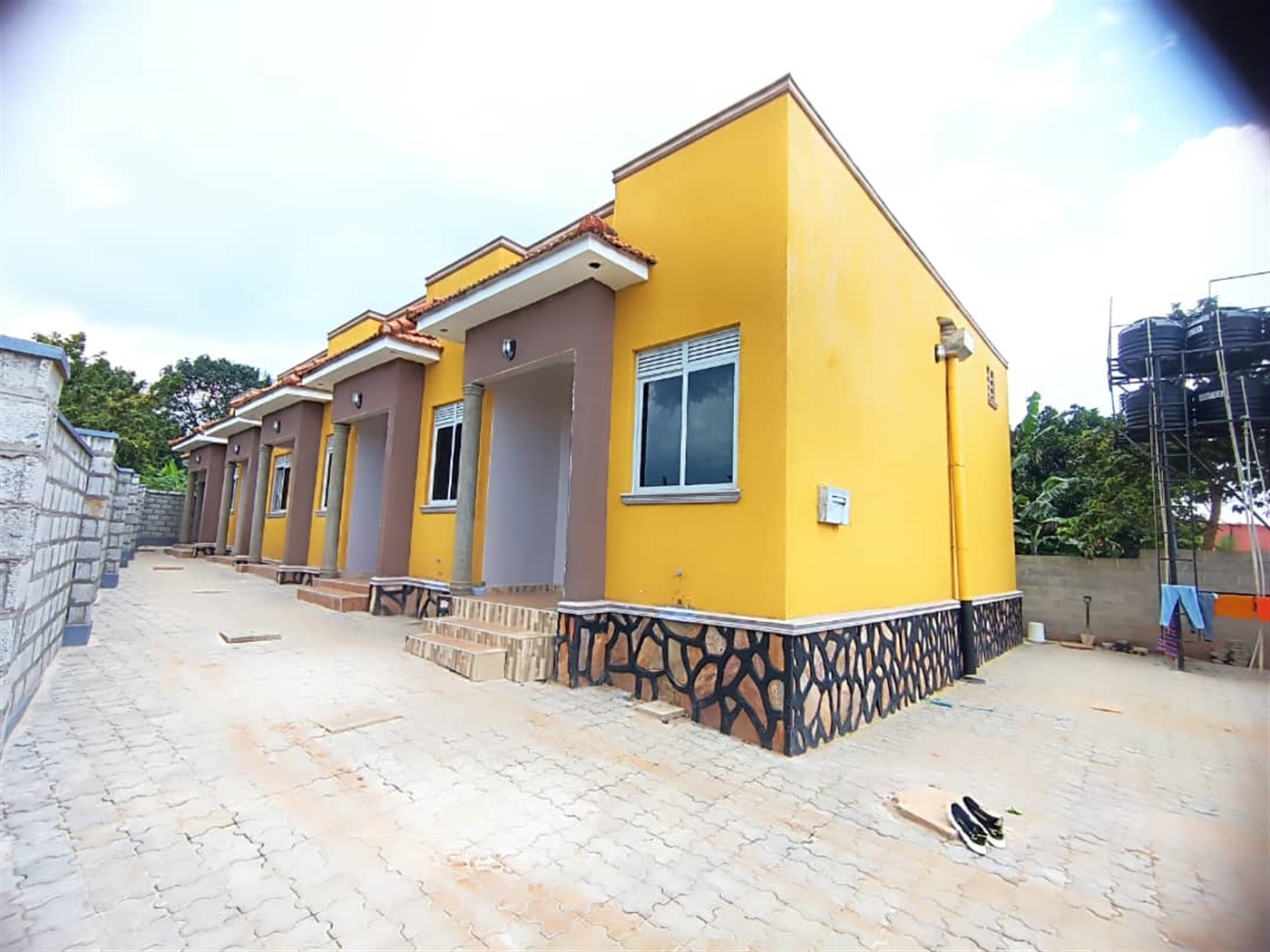 1 bedroom Rental units for sale in Kira Wakiso Uga...