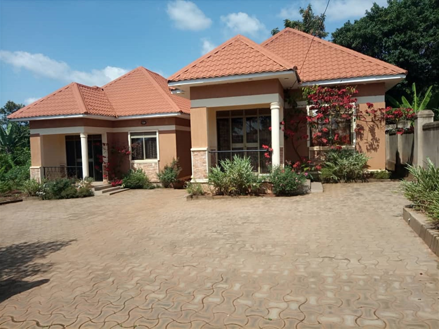 2 bedroom Rental units for sale in Sserinya Wakiso Uganda
