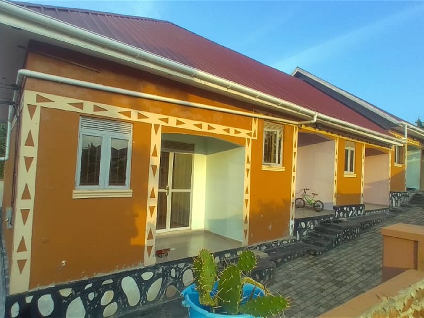2 bedroom Rental units for sale in Sonde Wakiso Ug...