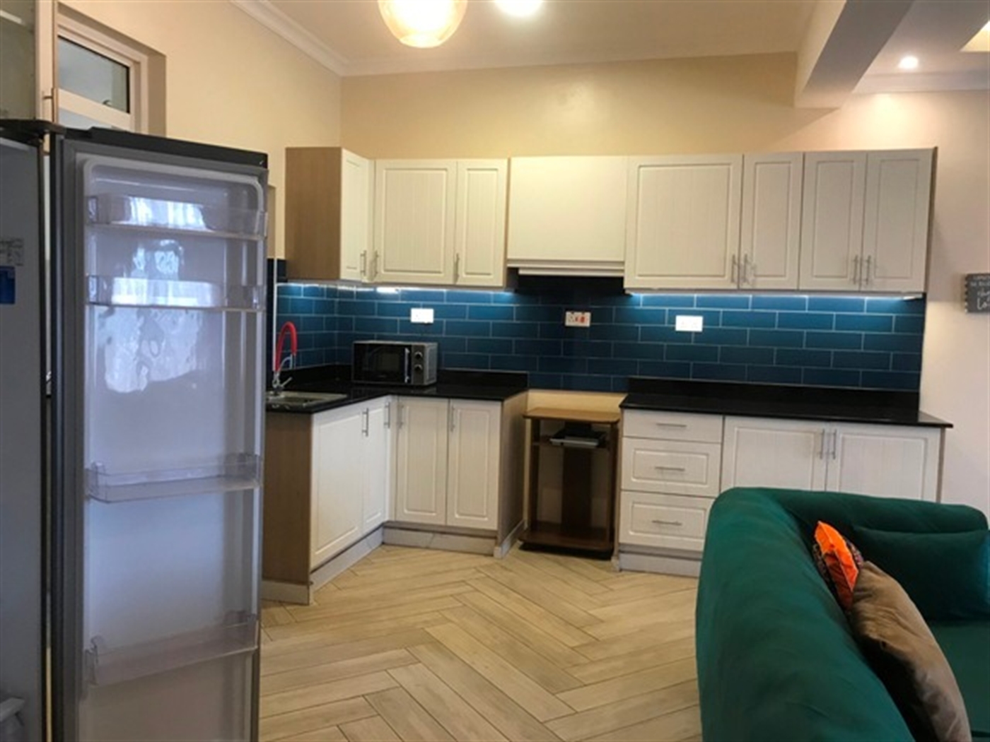 4 bedroom Apartment for rent in Bukoto Kampala Uganda
