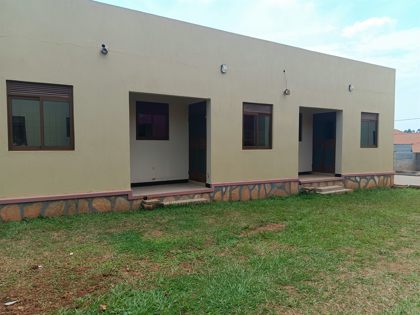 2 bedroom Rental units for sale in Kira Wakiso Uganda