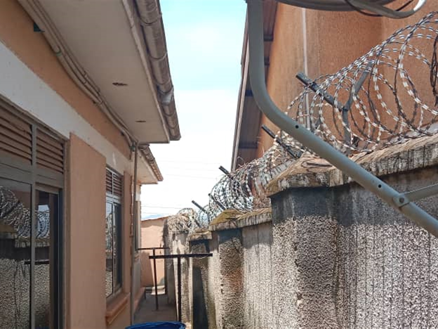 2 bedroom Rental units for sale in Seguku Wakiso Uganda