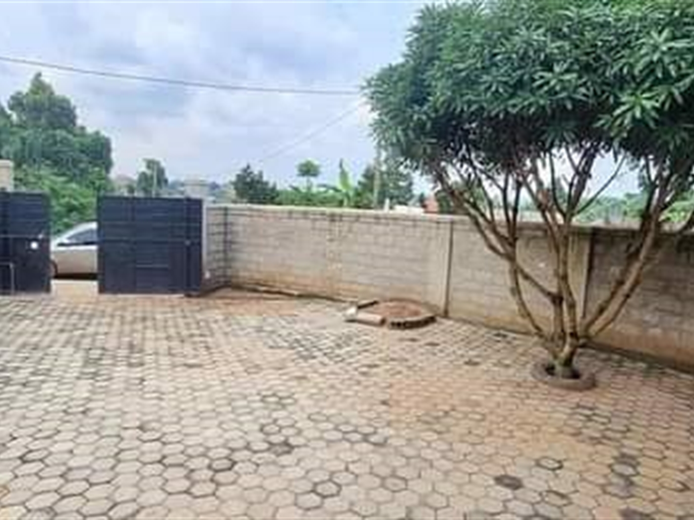 4 bedroom Rental units for sale in Seeta Wakiso Uganda