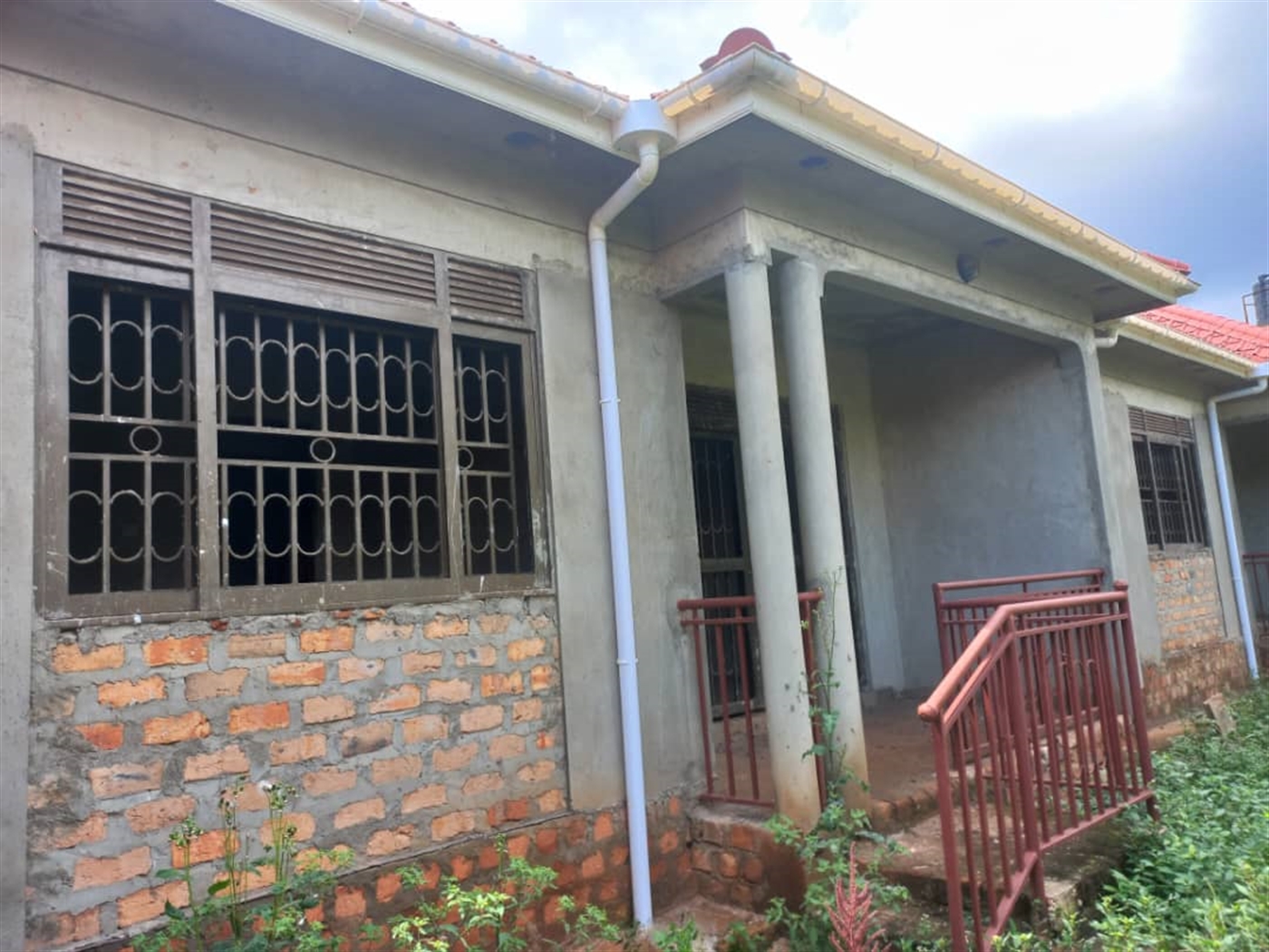 2 bedroom Rental units for sale in Munyonyo Kampala Uganda