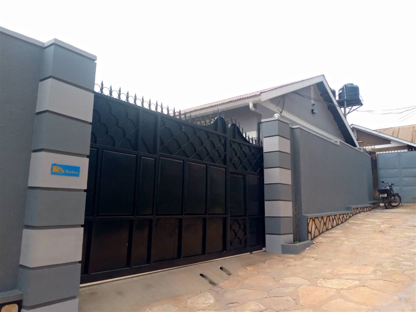 2 bedroom Rental units for sale in Makindye Kampala Uganda