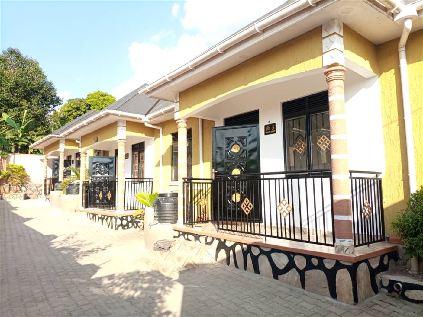 2 bedroom Rental units for sale in Kyengela Kampal...
