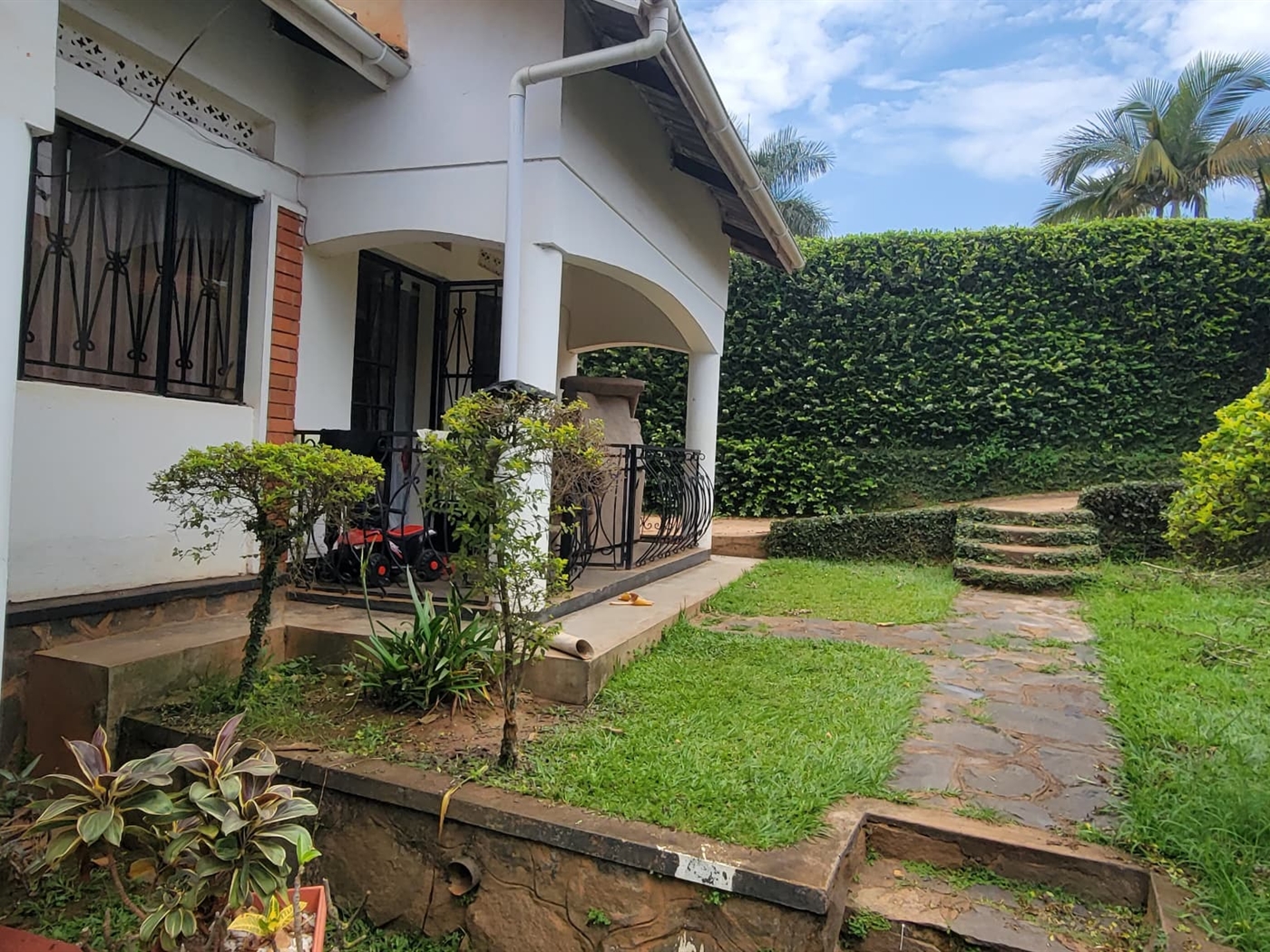 2 bedroom Rental units for sale in Kiwaatule Kampala Uganda