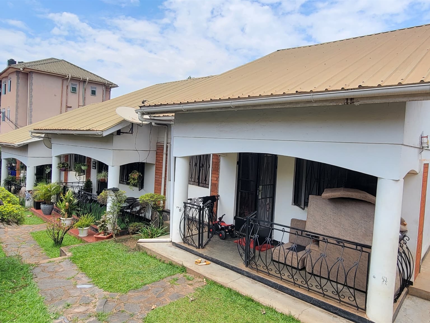 2 bedroom Rental units for sale in Kiwaatule Kampala Uganda