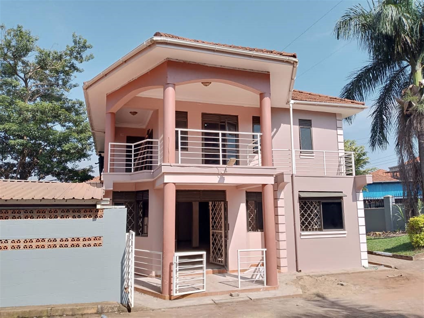  4 bedroom Storeyed house for rent in Ntinda Kampala Uganda