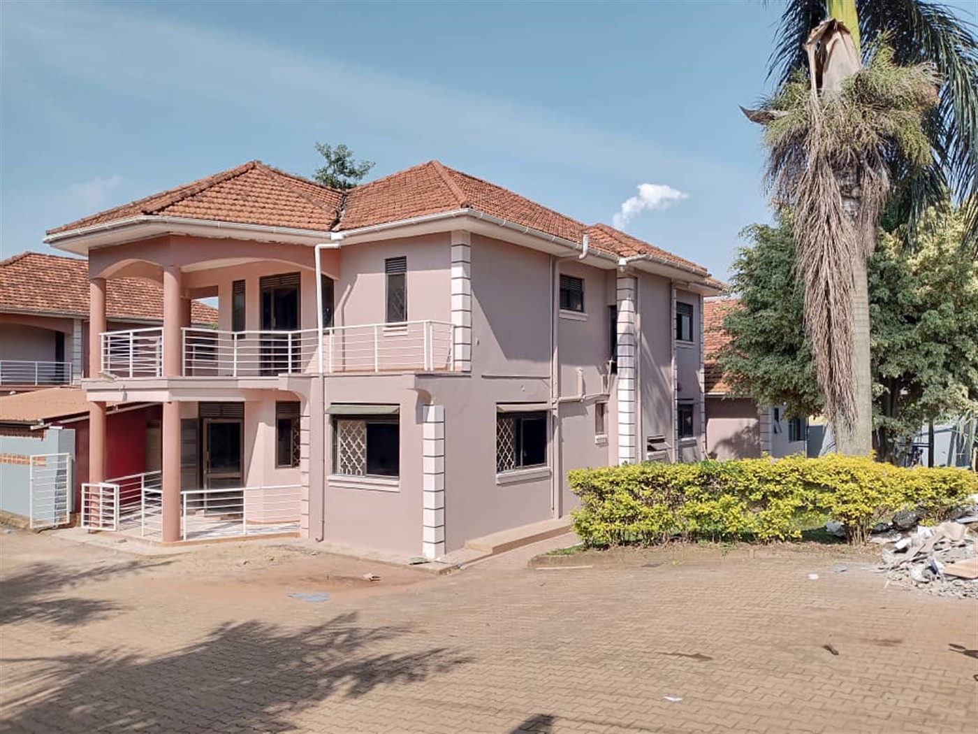  4 bedroom Storeyed house for rent in Ntinda Kampala Uganda